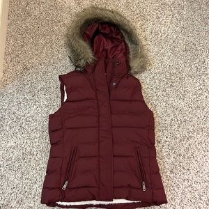 Banana Republic Maroon vest with detachable hood XS